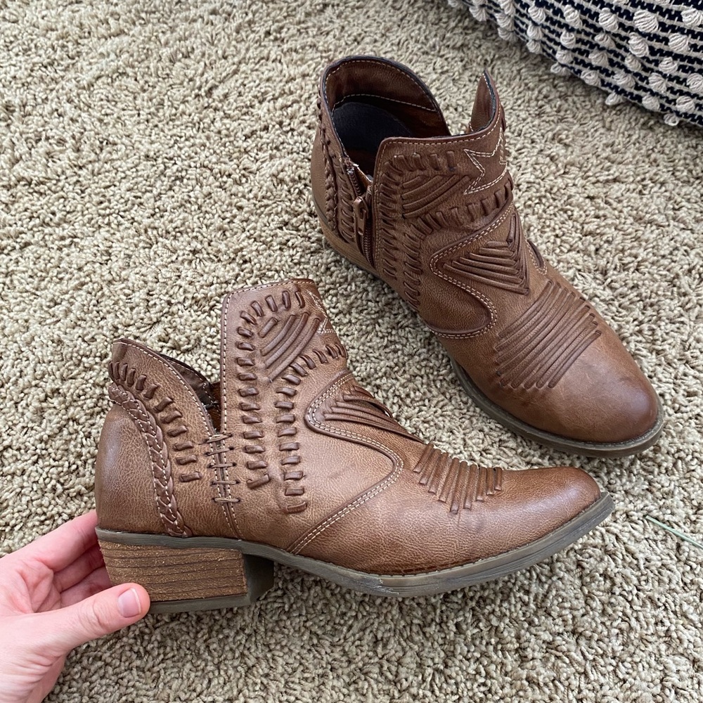 Women’s Not Rated Ankle Booties
